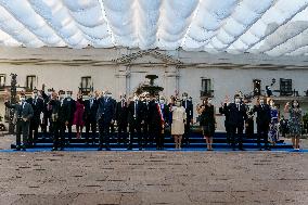 President Sebastián Piñera enters the Palacio de La Moneda for the last time